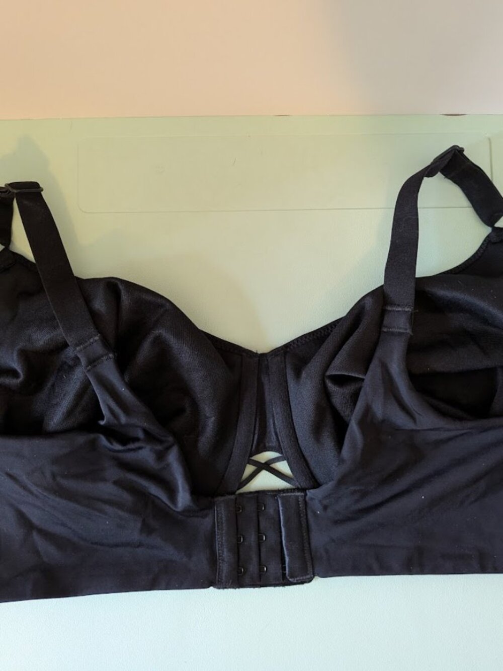 Curvation Back Smoother Underwire Bra NWT 44DD - Picture 2 of 6